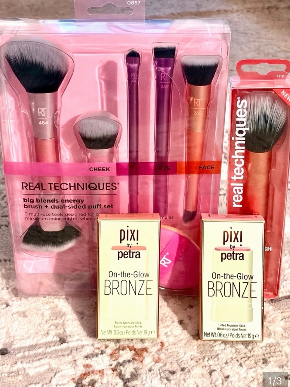 Real Techniques Pink and Rose Gold Brush Set with Puff